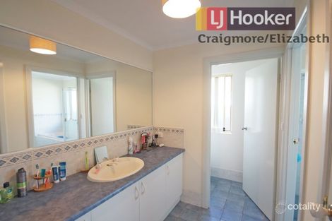 Property photo of 10 Hedgestone Place Blakeview SA 5114