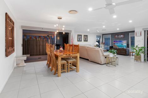 Property photo of 38 Wunburra Circle Pacific Pines QLD 4211