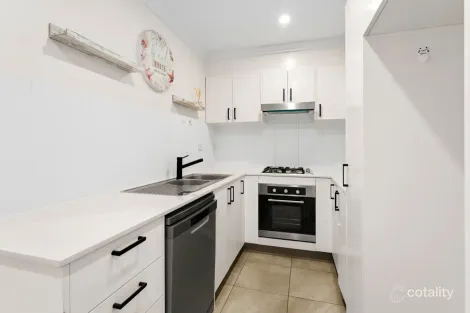 Property photo of 18/22-24 Shackel Avenue Brookvale NSW 2100