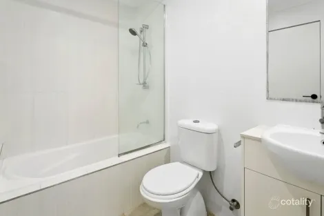 Property photo of 18/22-24 Shackel Avenue Brookvale NSW 2100