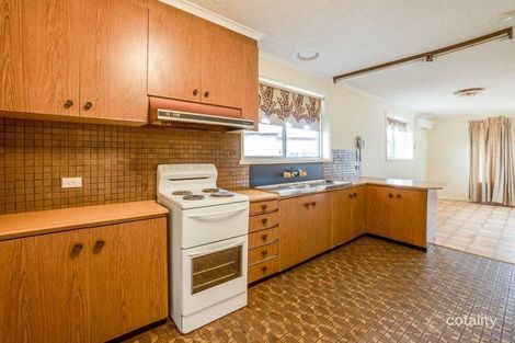 Property photo of 11 Baden Drive Hoppers Crossing VIC 3029