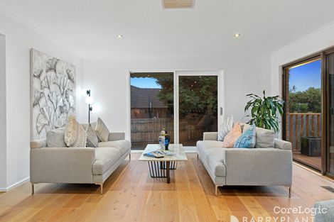 Property photo of 2 Markhill Place Knoxfield VIC 3180