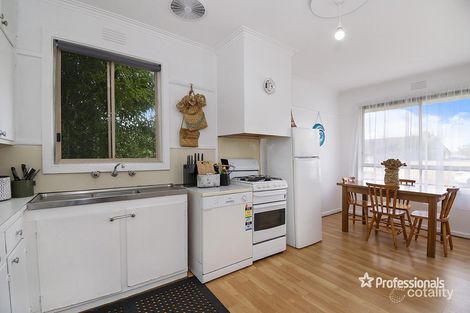 Property photo of 68 Kenna Avenue Hamilton VIC 3300