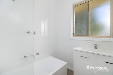 Property photo of 68 Kenna Avenue Hamilton VIC 3300