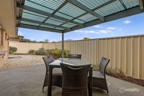 Property photo of 2/3 Bellview Court Mansfield VIC 3722