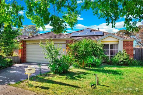 15 Lindsay Cres, Lynbrook, VIC 3975
