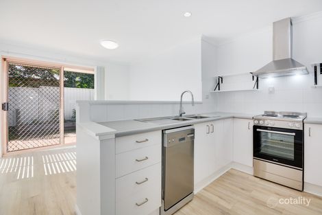 2/10 Palm Ave, Sherwood, QLD 4075