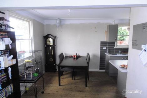 Property photo of 4 Lang Crescent Tarro NSW 2322