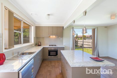 Property photo of 39 Willow Grove Wendouree VIC 3355