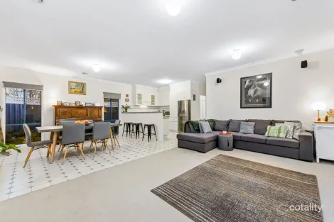 Property photo of 1 The Terrace Narre Warren South VIC 3805