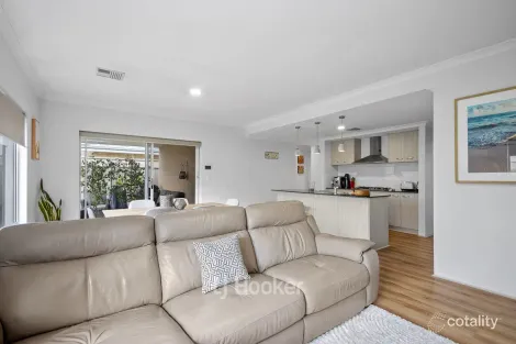 Property photo of 29 Pluto Drive Australind WA 6233