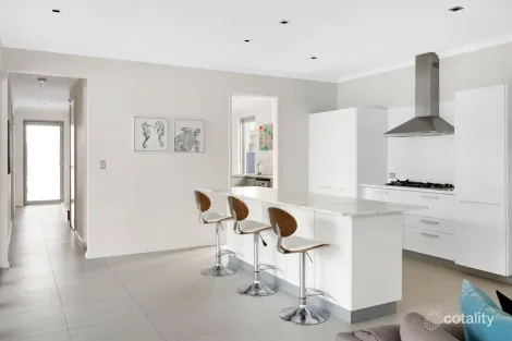 Property photo of 19 Vaucluse Circuit Belmont WA 6104