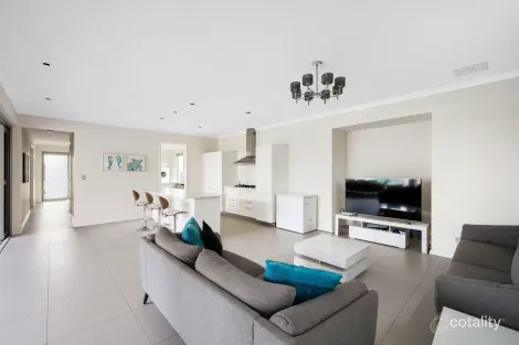 Property photo of 19 Vaucluse Circuit Belmont WA 6104