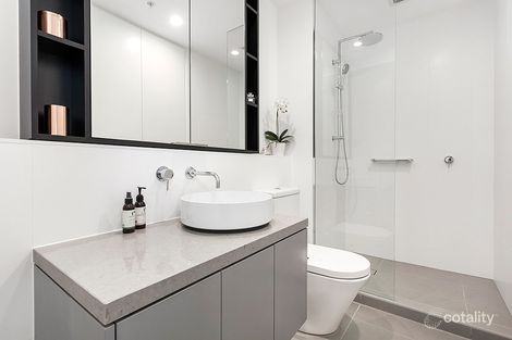 Property photo of 202/427 Hampton Street Hampton VIC 3188