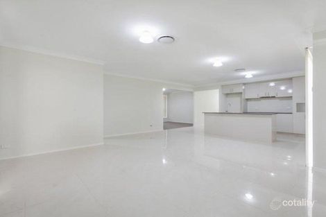 Property photo of 10 Hassall Way Glenmore Park NSW 2745