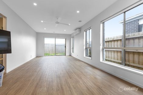 Property photo of 23 Presentation Boulevard Winter Valley VIC 3358