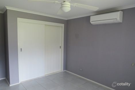 Property photo of 8 Bardolph Avenue Rosemeadow NSW 2560