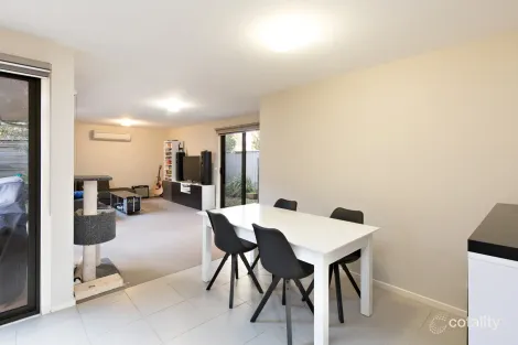 Property photo of 2/414A Nicholson Street Black Hill VIC 3350