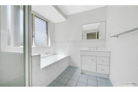 Property photo of 5 Boronia Close Norman Gardens QLD 4701