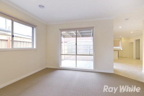 Property photo of 2/19 The Ridge West Knoxfield VIC 3180