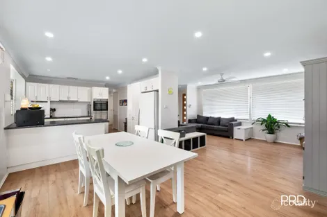 Property photo of 18 Millstream Road Werrington Downs NSW 2747