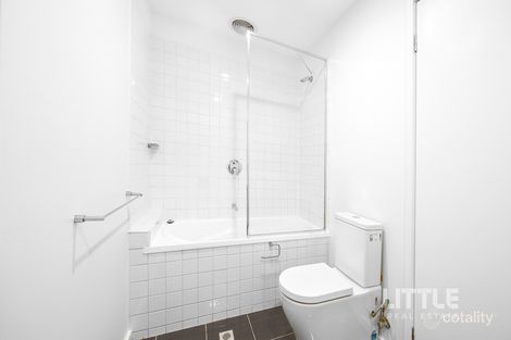 Property photo of 205/2A Montrose Place Hawthorn East VIC 3123