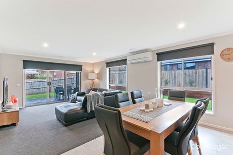 Property photo of 53 Dennington Rise Dennington VIC 3280