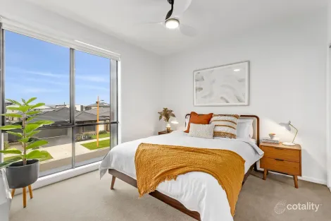 Property photo of 1 Supine Walk Mount Duneed VIC 3217