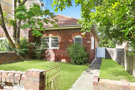 8a Hilts Rd, Strathfield, NSW 2135