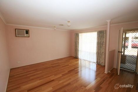 Property photo of 14 Donelly Close Sunbury VIC 3429
