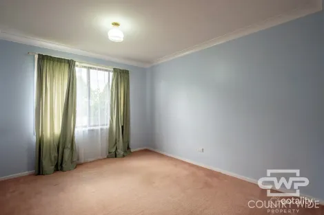 Property photo of 147 Malpas Street Guyra NSW 2365