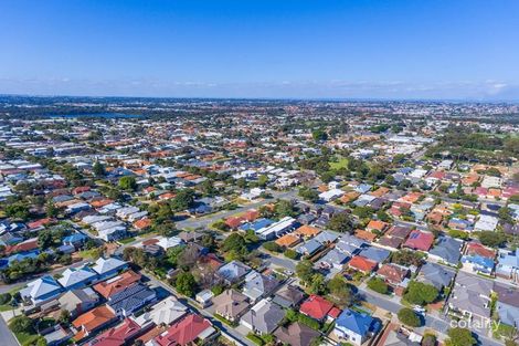 Property photo of 193 Holbeck Street Doubleview WA 6018