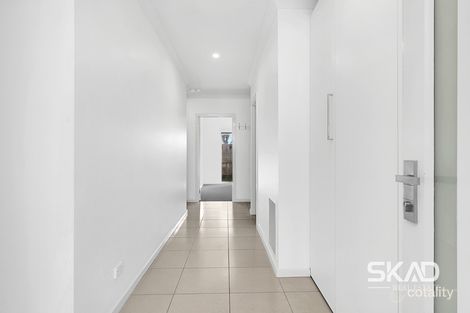 Property photo of 4 Fadden Place Epping VIC 3076