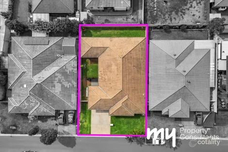 Property photo of 5 Felix Street Gregory Hills NSW 2557