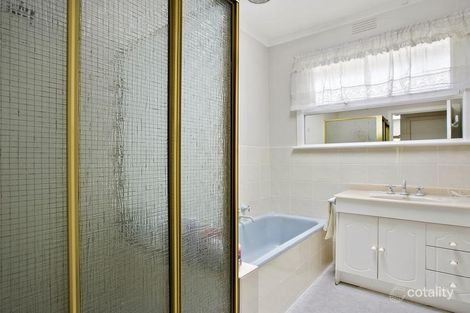 Property photo of 18 Kolora Crescent Mount Eliza VIC 3930