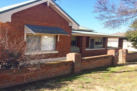 42 Vaux St, Cowra, NSW 2794