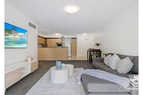 Property photo of 45 Deakin Street Kangaroo Point QLD 4169