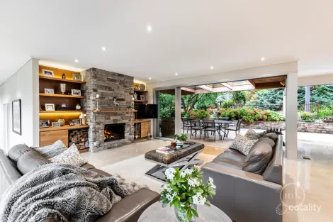 Property photo of 50 Rosehill Road Lower Plenty VIC 3093