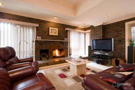 Property photo of 10 Aspen Close Wantirna South VIC 3152