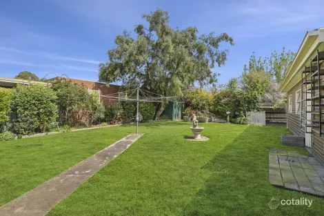 Property photo of 23 Korumburra Close Norlane VIC 3214