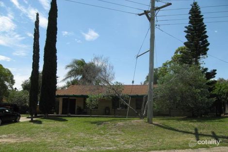 27 Edward St, Boyne Island, QLD 4680