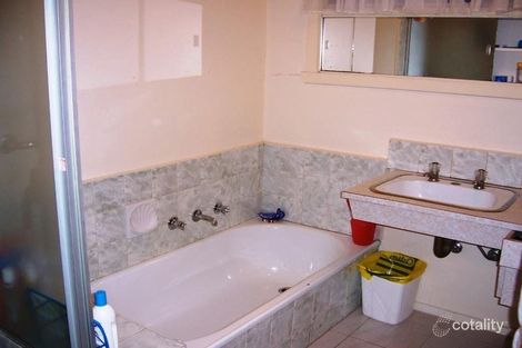 1/25 Ross St, Doncaster East, VIC 3109