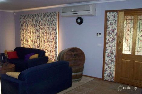 Property photo of 16 Lydford Court Werribee VIC 3030