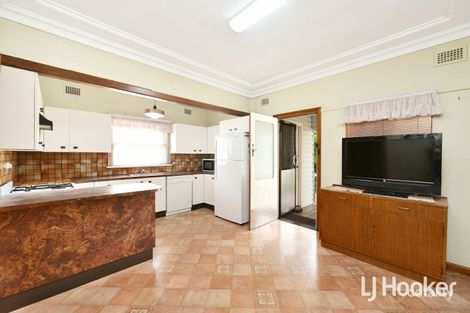 160 Rodd St, Sefton, NSW 2162