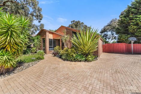 Property photo of 8 Orkney Close Endeavour Hills VIC 3802
