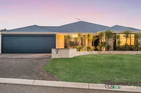 Property photo of 5 Chard Grove Leda WA 6170
