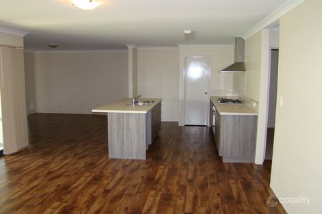 Property photo of 23 Denebola Drive Australind WA 6233