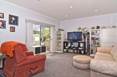 Property photo of 136 David Collins Drive Endeavour Hills VIC 3802