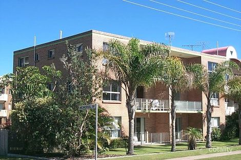 2/2 Memorial Ave, Maroochydore, QLD 4558