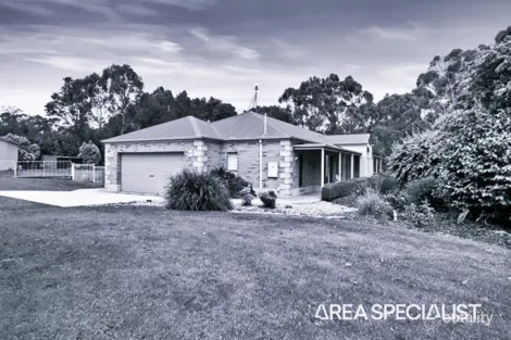 Property photo of 38 Follett Drive Nyora VIC 3987